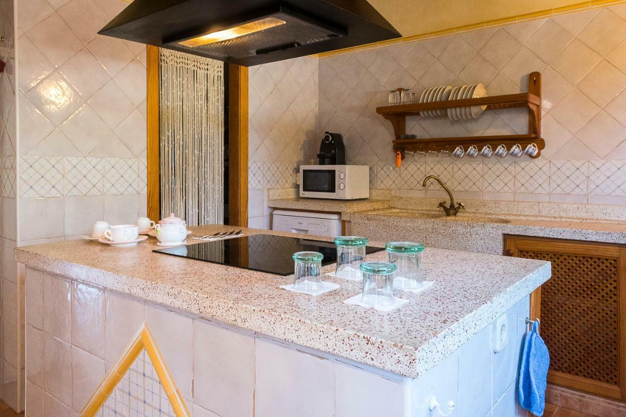 Villa Pula Vinas Country Villa 3 Bedrooms Pool And Fabulous Views Of The Pula Golf Course Near Son Servera Bagian luar foto